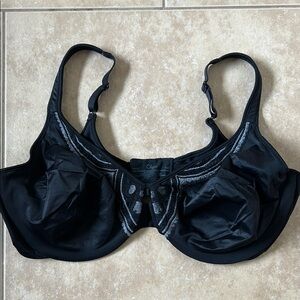 Chantelle Black Full Coverage Bra with Underwire Support